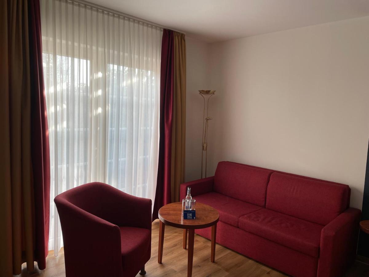 Hotel Osterkrug Хузум Екстериор снимка