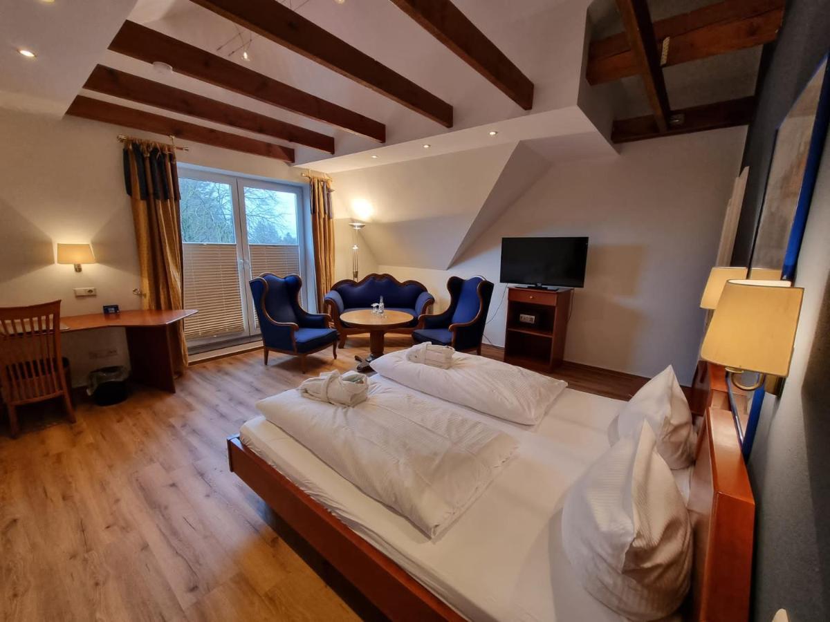 Hotel Osterkrug Хузум Екстериор снимка